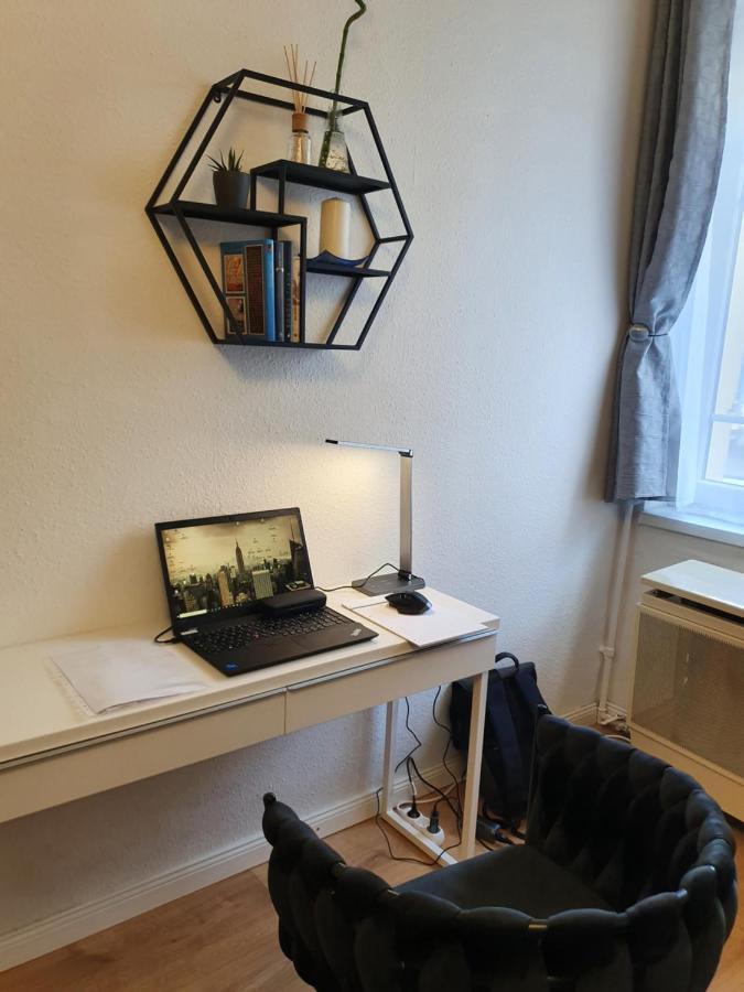 BöSIX Apartman Budapest Eksteriør billede